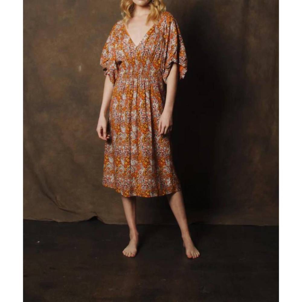 NEW RORA pull on v-neck midi dress in coral print